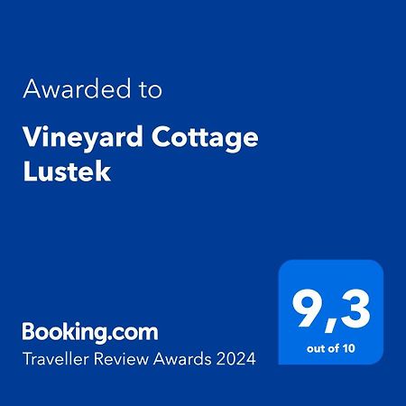 Vineyard Cottage Lustek Ново Место Екстериор снимка